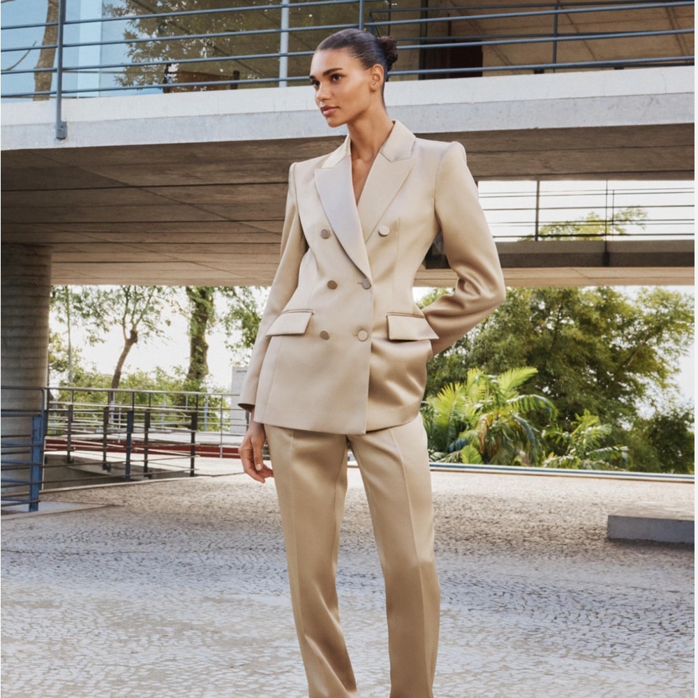 Elegant Tan Women's Suit Set